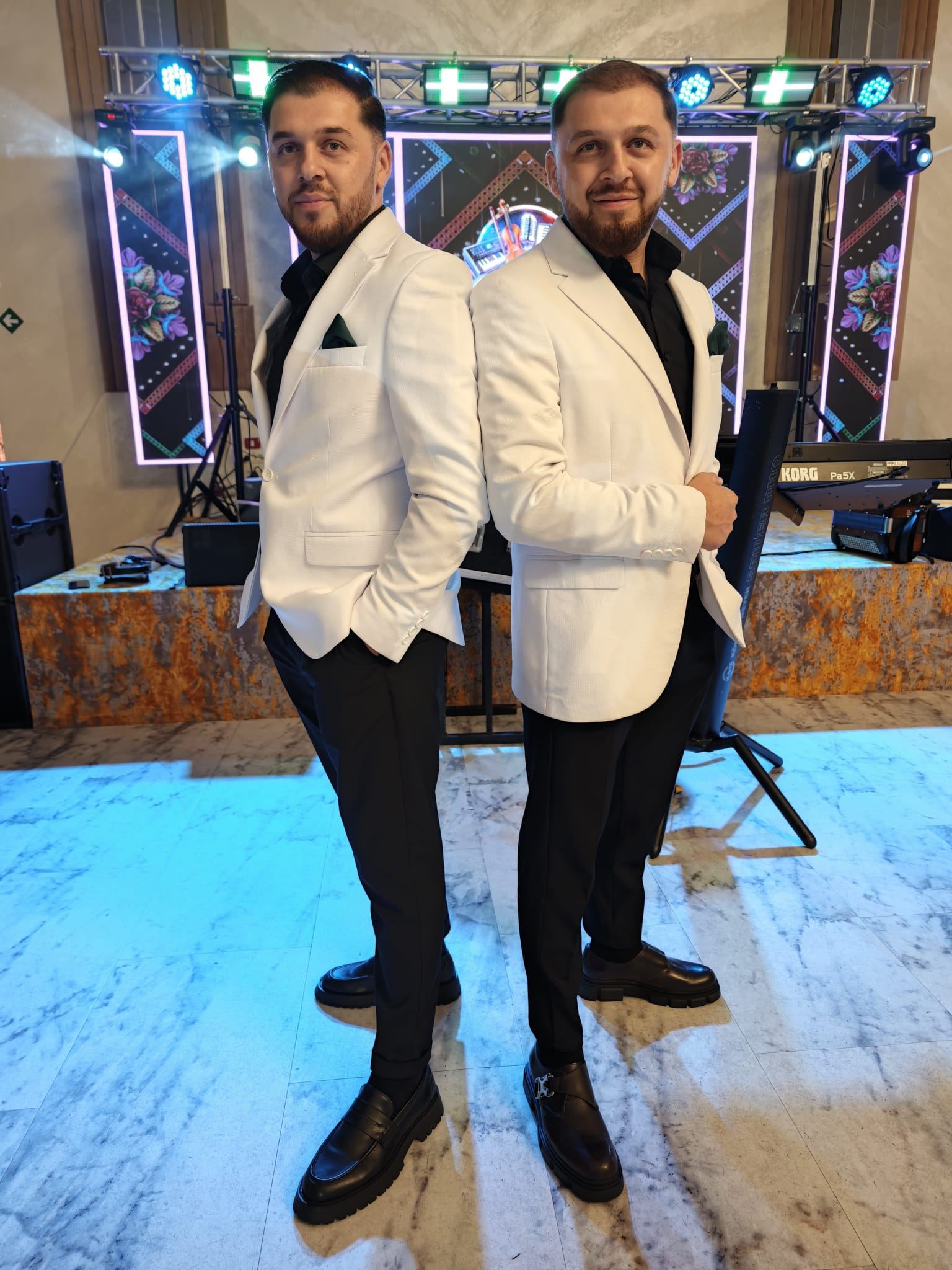 Cățelu Band și Frații Dumitrache