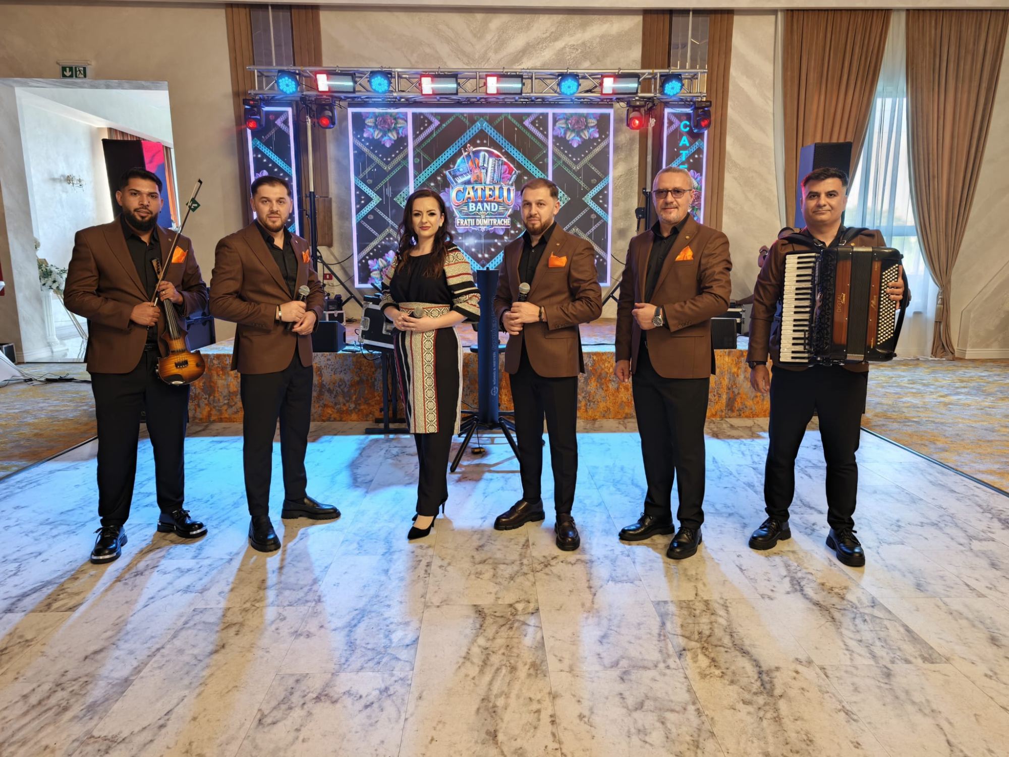 Cățelu Band și Frații Dumitrache