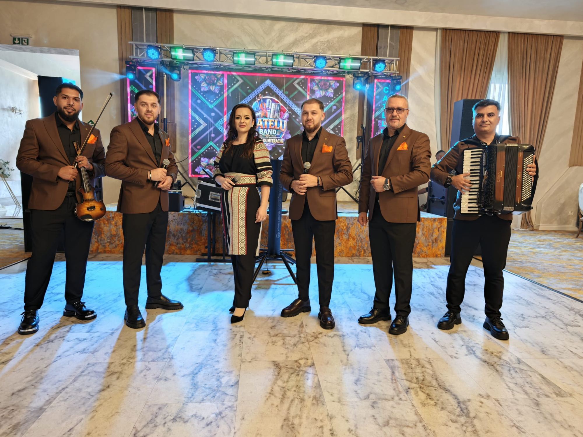 Cățelu Band și Frații Dumitrache