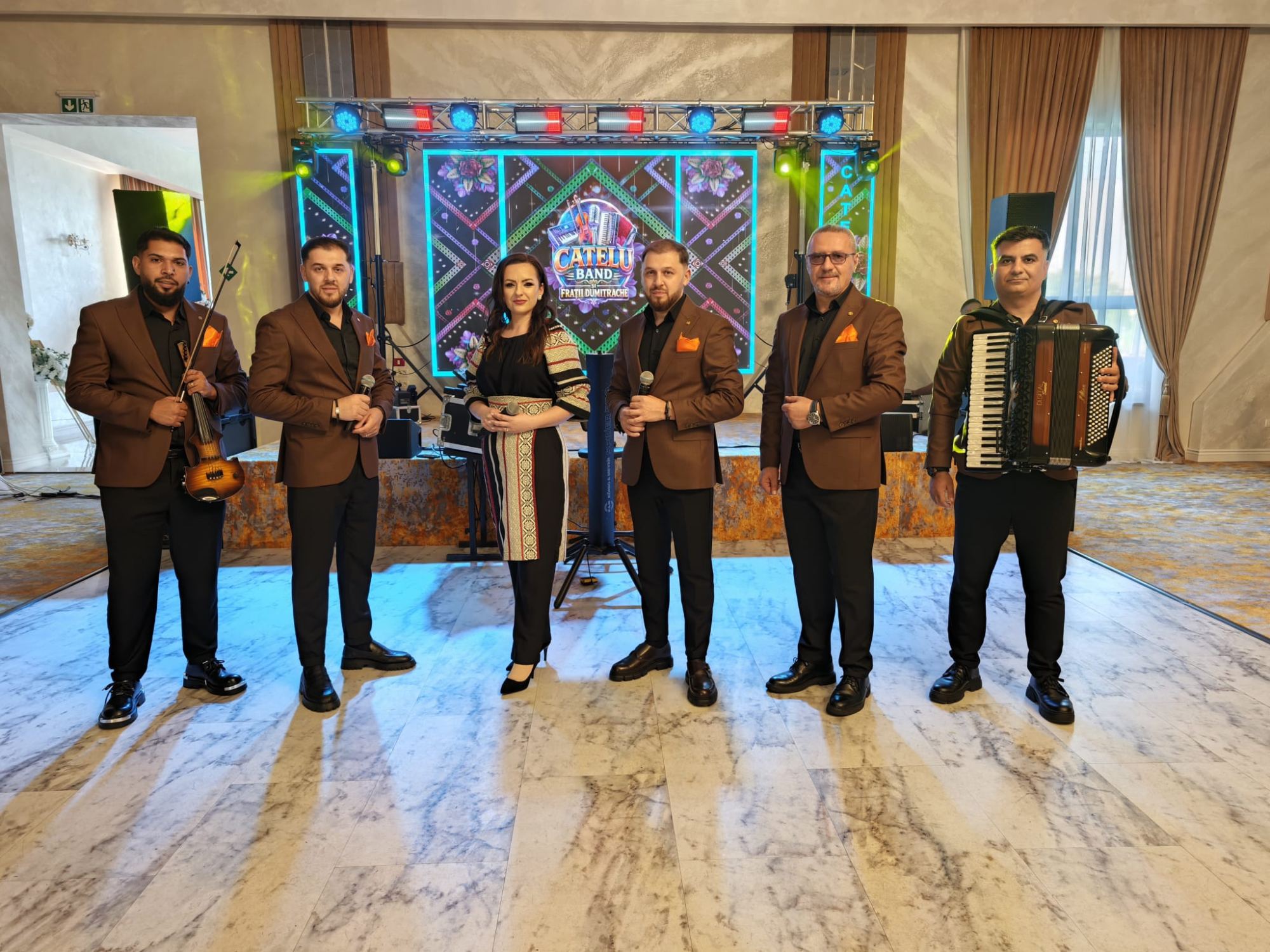 Cățelu Band și Frații Dumitrache