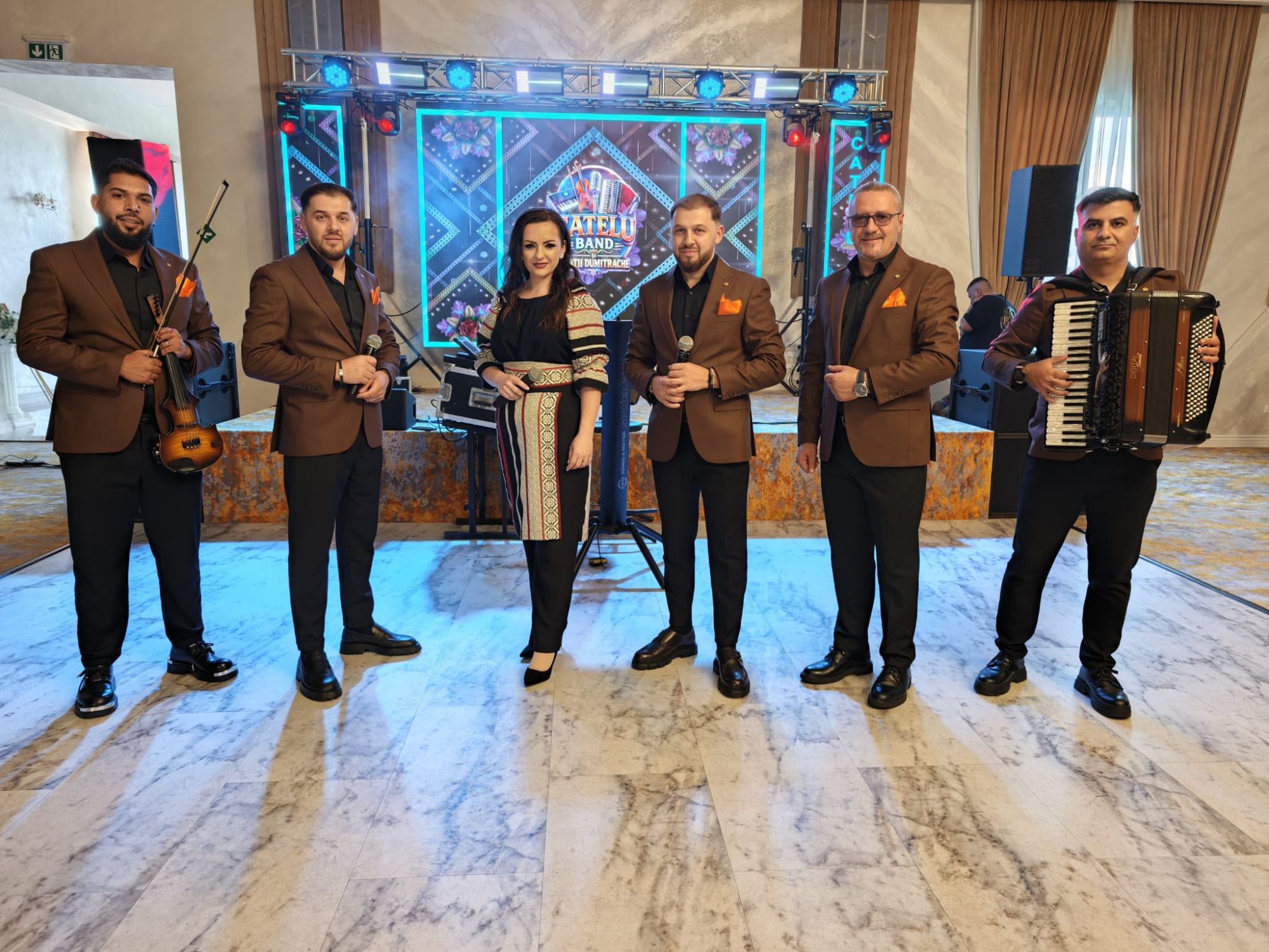 Cățelu Band și Frații Dumitrache