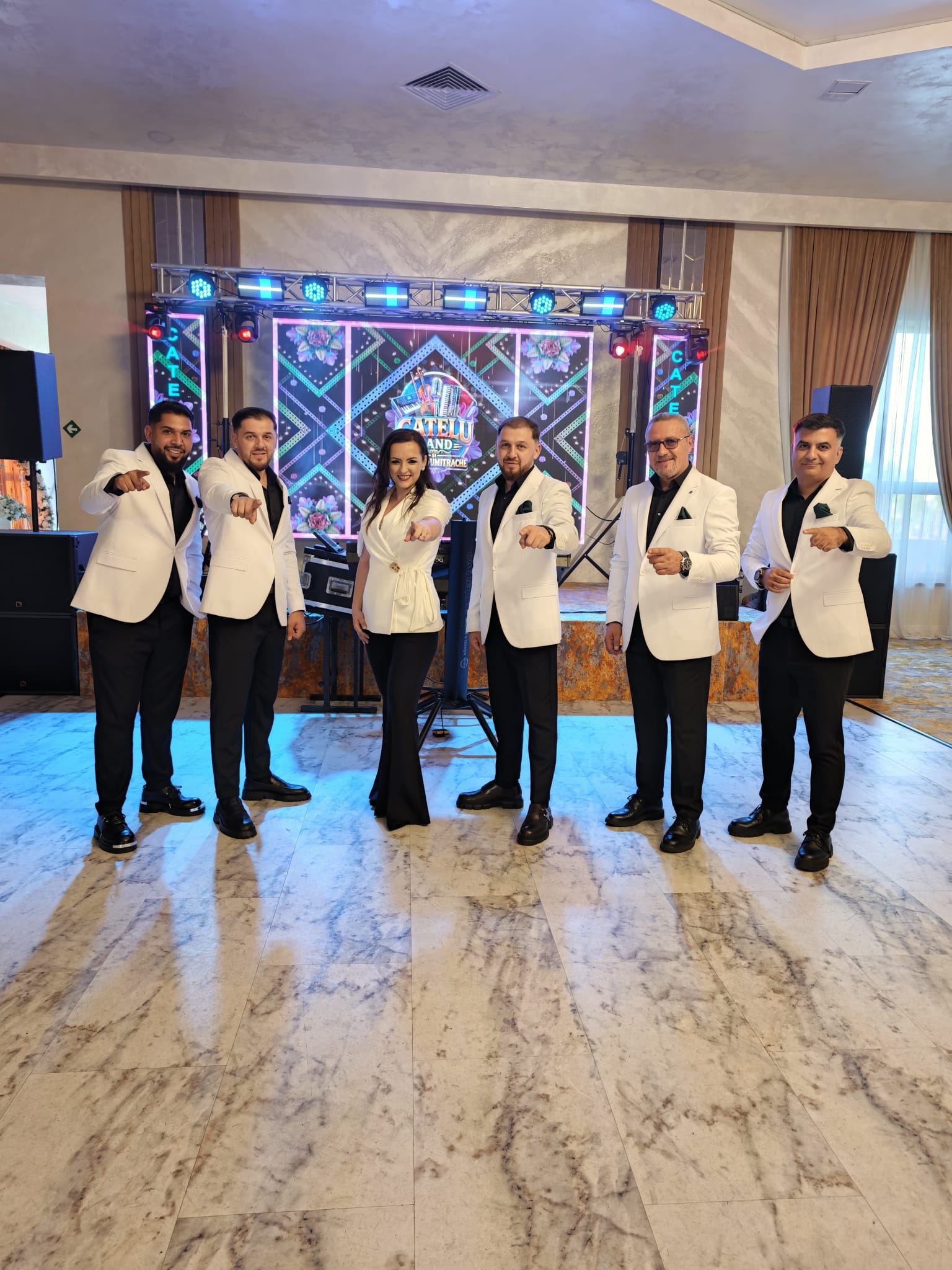 Cățelu Band și Frații Dumitrache